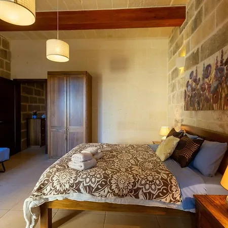 Make A Splash! 3br Farmhouse, Pool & Country Views Hébergement de vacances *