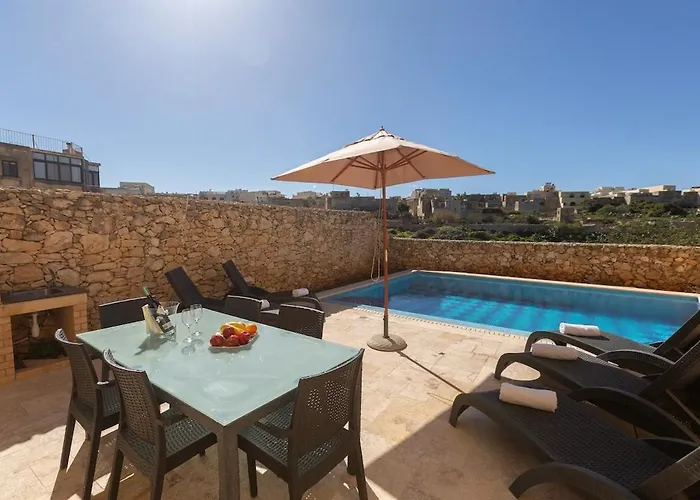 Make A Splash! 3br Farmhouse, Pool & Country Views Hébergement de vacances *