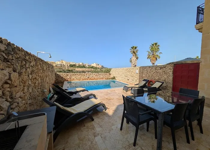 Make A Splash! 3br Farmhouse, Pool & Country Views Hébergement de vacances