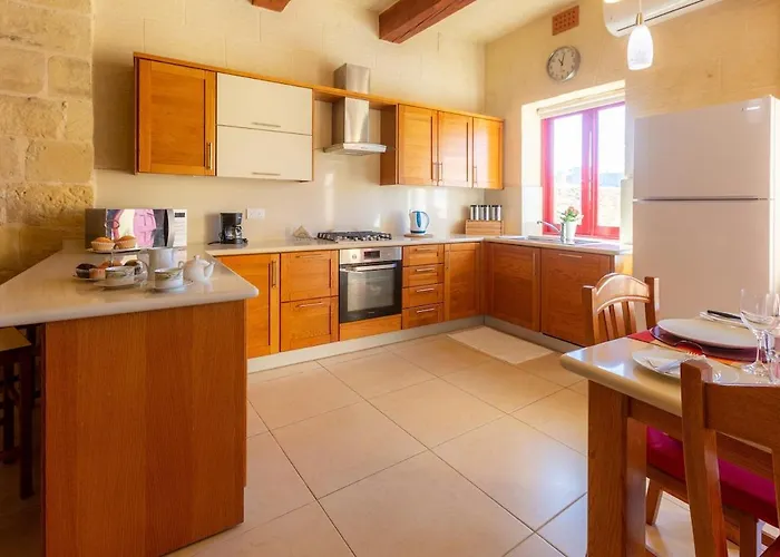 Hébergement de vacances Make A Splash! 3br Farmhouse, Pool & Country Views